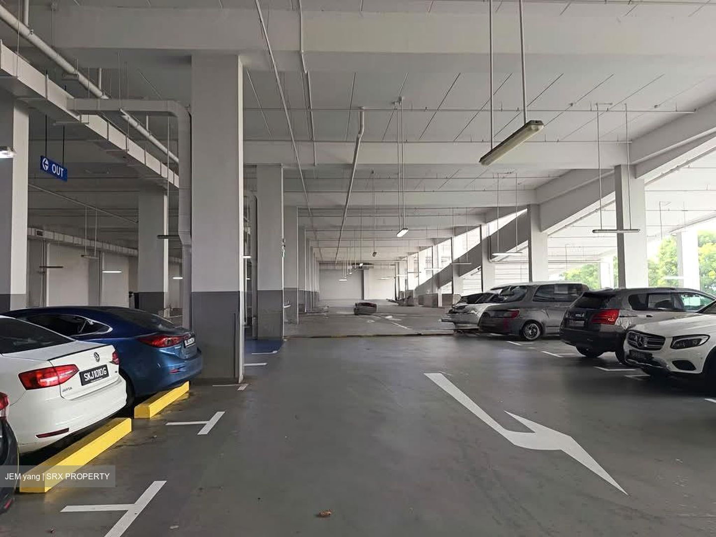The Furniture Mall (D22), Factory #558394261